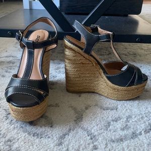 Black wedge heel